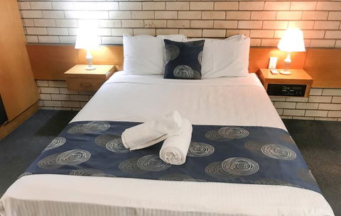 ZED MOTELS Tropical Gateway - Accommodation Batemans Bay 2