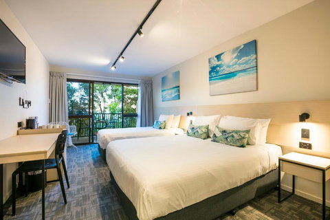 Nightcap At Kawana Waters Hotel - Accommodation Batemans Bay 0