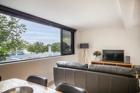 2-Bedroom Apartment In The Heart Of Batemans Bay - Accommodation Batemans Bay 1