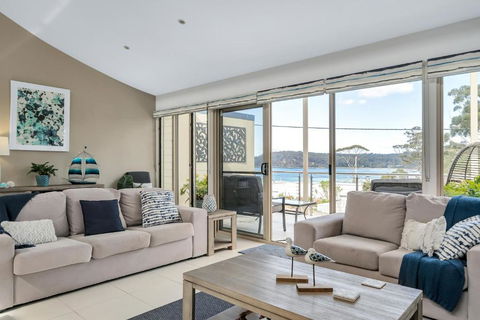 3-Bed With Beach Views And Entertainment Area - Accommodation Batemans Bay 0