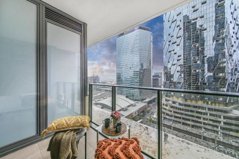 A Chic 2BR Home Near Southern Cross City Views - Accommodation Batemans Bay 4