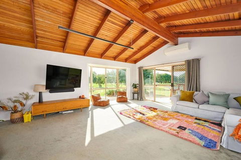 A Kids Dream & Paradise For Parents - Accommodation Batemans Bay 1