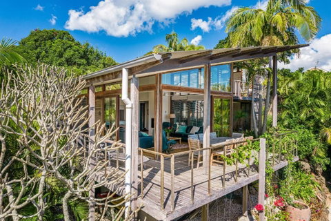 Above The Pass - Accommodation Batemans Bay 0