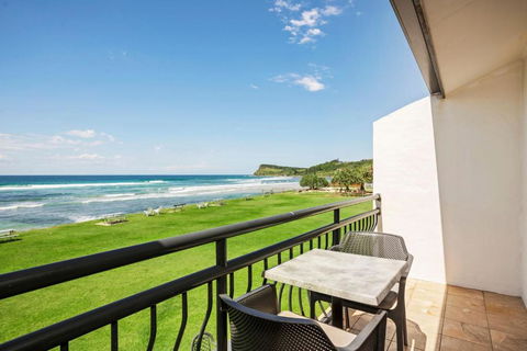 Absolute Beachfront Apartment 9T - Accommodation Batemans Bay 4