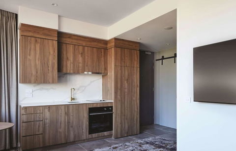Adina Apartment Hotel Melbourne, Pentridge - Accommodation Batemans Bay 2