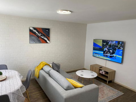 Affordable Inglewood Apartment+Pool - Accommodation Batemans Bay 0