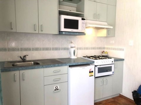 Alexandra Parklife Studio 3 - Accommodation Batemans Bay 4