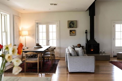 Alkina Old Quarter Luxury Accommodation - Accommodation Batemans Bay 1