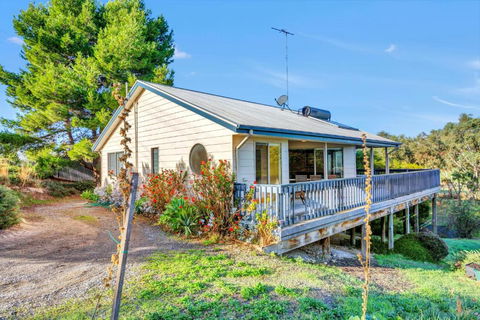 All Decked Out - Port Willunga - C21 SouthCoast Holidays - Accommodation Batemans Bay 2