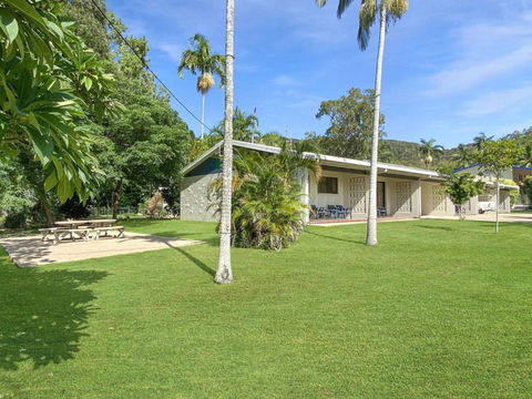 Alma Bay Holiday Unit 3 - Accommodation Batemans Bay 0