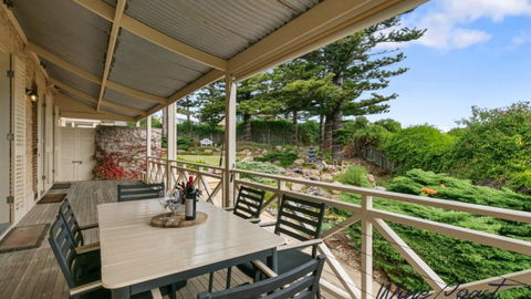 Alton House By Wine Coast Holidays - Accommodation Batemans Bay 2