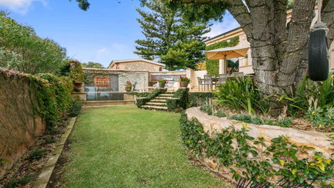 Alton House By Wine Coast Holidays - Accommodation Batemans Bay 3
