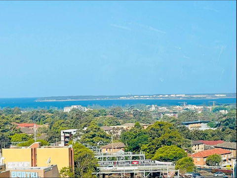 Amazing City View 2 Bedroom Condo 1 Min Station - Accommodation Batemans Bay 1