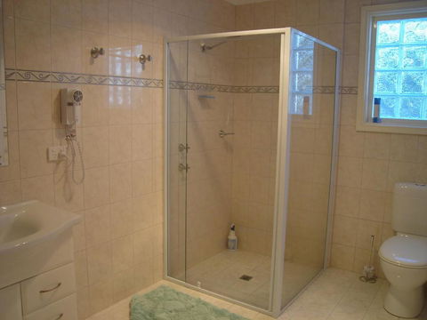 Ambience Apartments Apartment 2 - Accommodation Batemans Bay 1