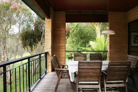 Anagama House & Studio - Accommodation Batemans Bay 4