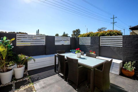 Alkira - Pet Friendly - 4 Mins Walk To Beach - Accommodation Batemans Bay 2