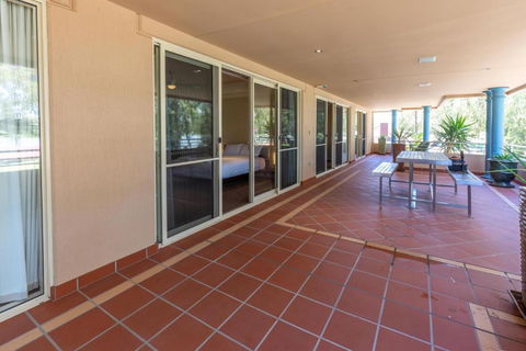 Apartment 1, 9 River Lane, Mannum - Accommodation Batemans Bay 2