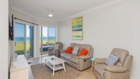 Apartment 14 - The Meridian - Accommodation Batemans Bay 2