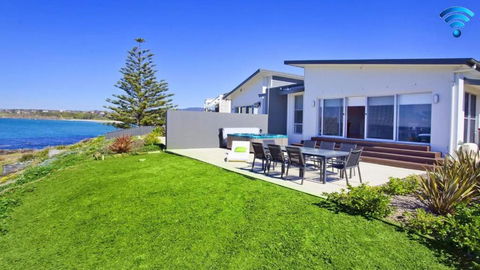 Aqua - Accommodation Batemans Bay 0
