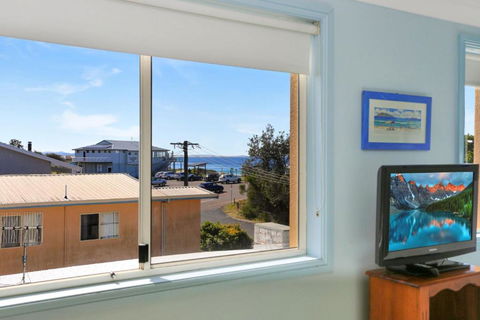 Aquarius Apartment 7 - Accommodation Batemans Bay 2