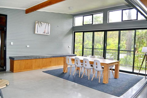 Aranakie- 7 Grey Street Arakoon - Full Linen Provided - Accommodation Batemans Bay 4