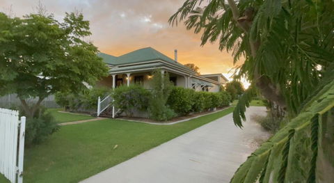 Area51 Warwick - Accommodation Batemans Bay 0