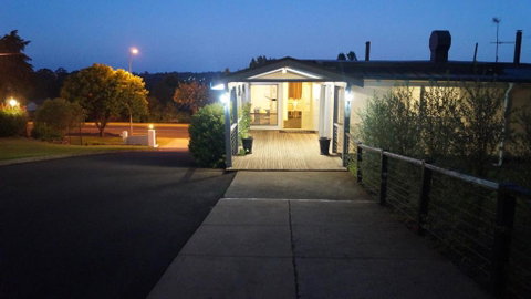 Armidale Inn - Accommodation Batemans Bay 0