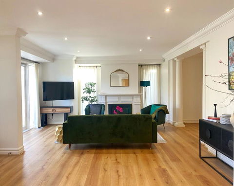 Art Deco In Toorak - Accommodation Batemans Bay 1