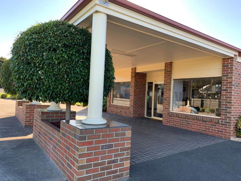 Arthur Phillip Motor Inn - Accommodation Batemans Bay 1