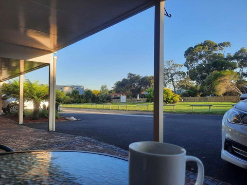 Arthur Phillip Motor Inn - Accommodation Batemans Bay 2