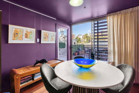 Artsy Boho Den In Iconic Fingerwharf Woolloomoolo - Accommodation Batemans Bay 3