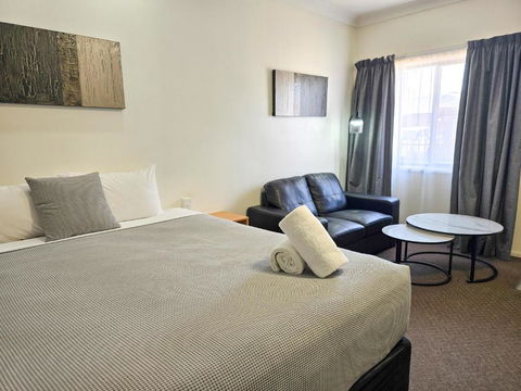 Ascot Lodge Motor Inn - Accommodation Batemans Bay 0
