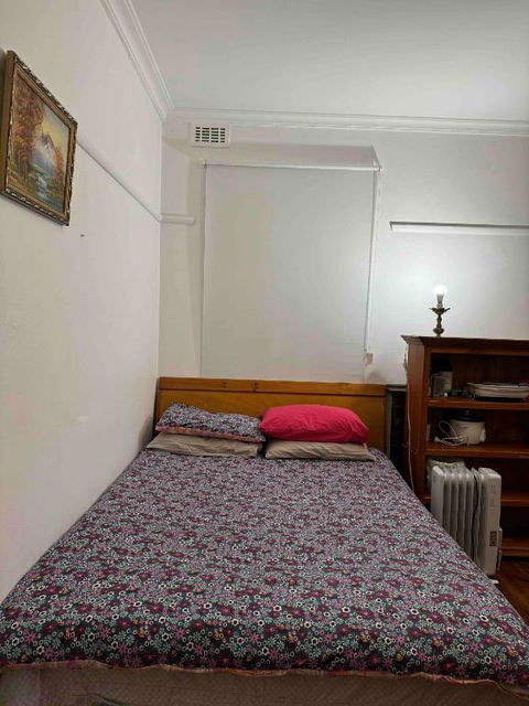 Ashburton Big Room With Shared Bathroom 1 - Accommodation Batemans Bay 0
