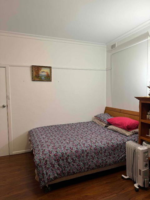 Ashburton Big Room With Shared Bathroom 1 - Accommodation Batemans Bay 1
