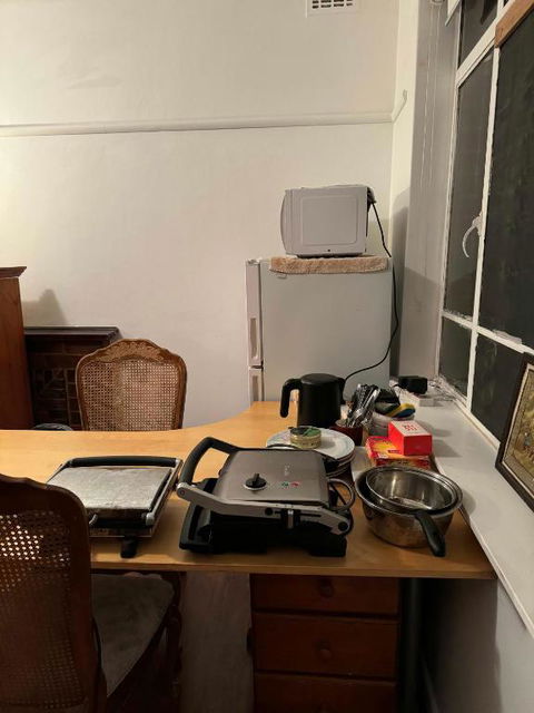 Ashburton Big Room With Shared Bathroom 1 - Accommodation Batemans Bay 4