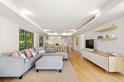 Audrey - Little Cove - Accommodation Batemans Bay 0