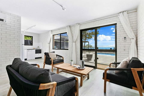 Autumn On The Esplanade - Accommodation Batemans Bay 2