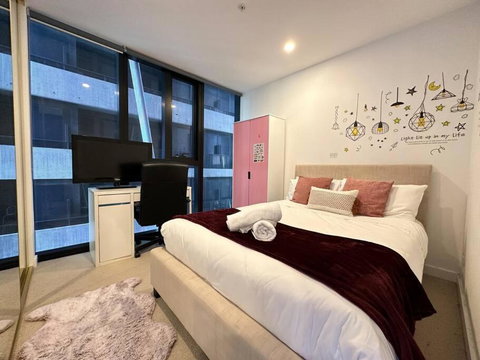Avant CBD Cozy & Spacious 2BR Residences - Accommodation Batemans Bay 0