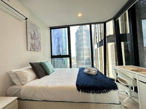Avant CBD Cozy & Spacious 2BR Residences - Accommodation Batemans Bay 2