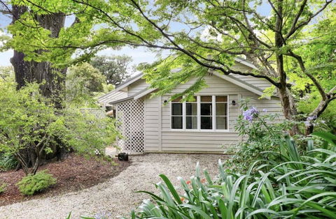Avondale Mountain Cottage - Accommodation Batemans Bay 2