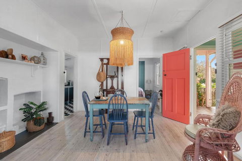 Atlantis Retro Beachside Couples Retreat - Accommodation Batemans Bay 4