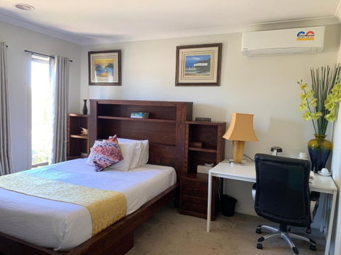 Apple House - Accommodation Batemans Bay 2