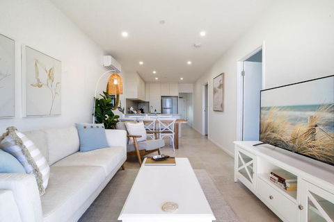 Bay View 2-Bedroom Apartment With BBQ - Accommodation Batemans Bay 2