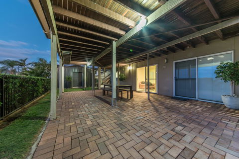 Hayman Views - Accommodation Batemans Bay 8