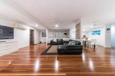 Hayman Views - Accommodation Batemans Bay 19