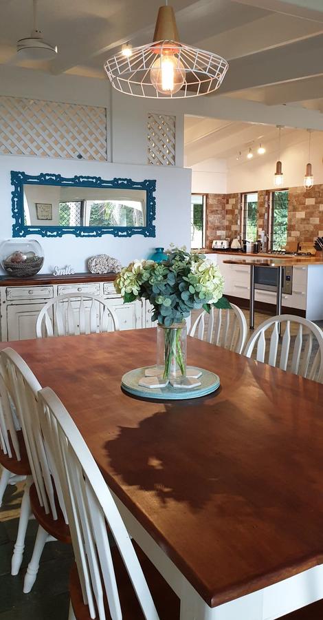 Cairns Beach House Our Oasis - Accommodation Batemans Bay 0