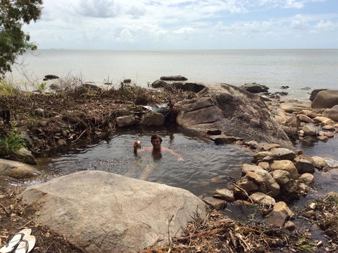 Cairns Beach House Our Oasis - Accommodation Batemans Bay 18