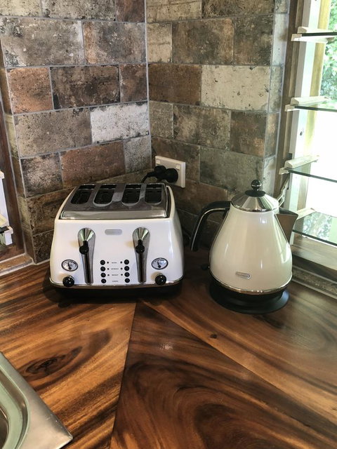 Cairns Beach House Our Oasis - Accommodation Batemans Bay 9