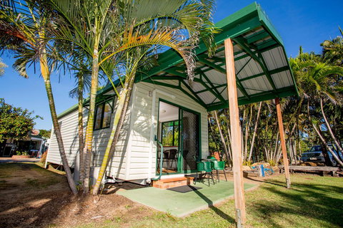 NRMA Bowen Beachfront Holiday Park - Accommodation Batemans Bay 10