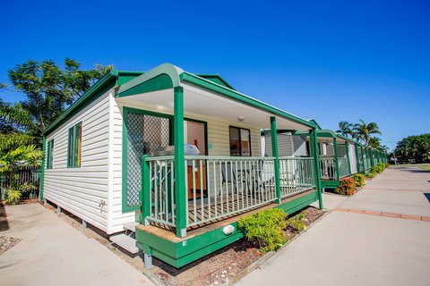 NRMA Bowen Beachfront Holiday Park - Accommodation Batemans Bay 17
